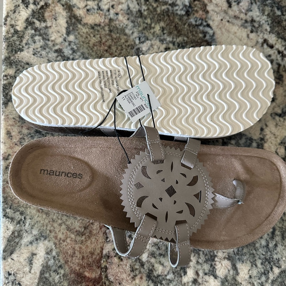 Mauneces sandals